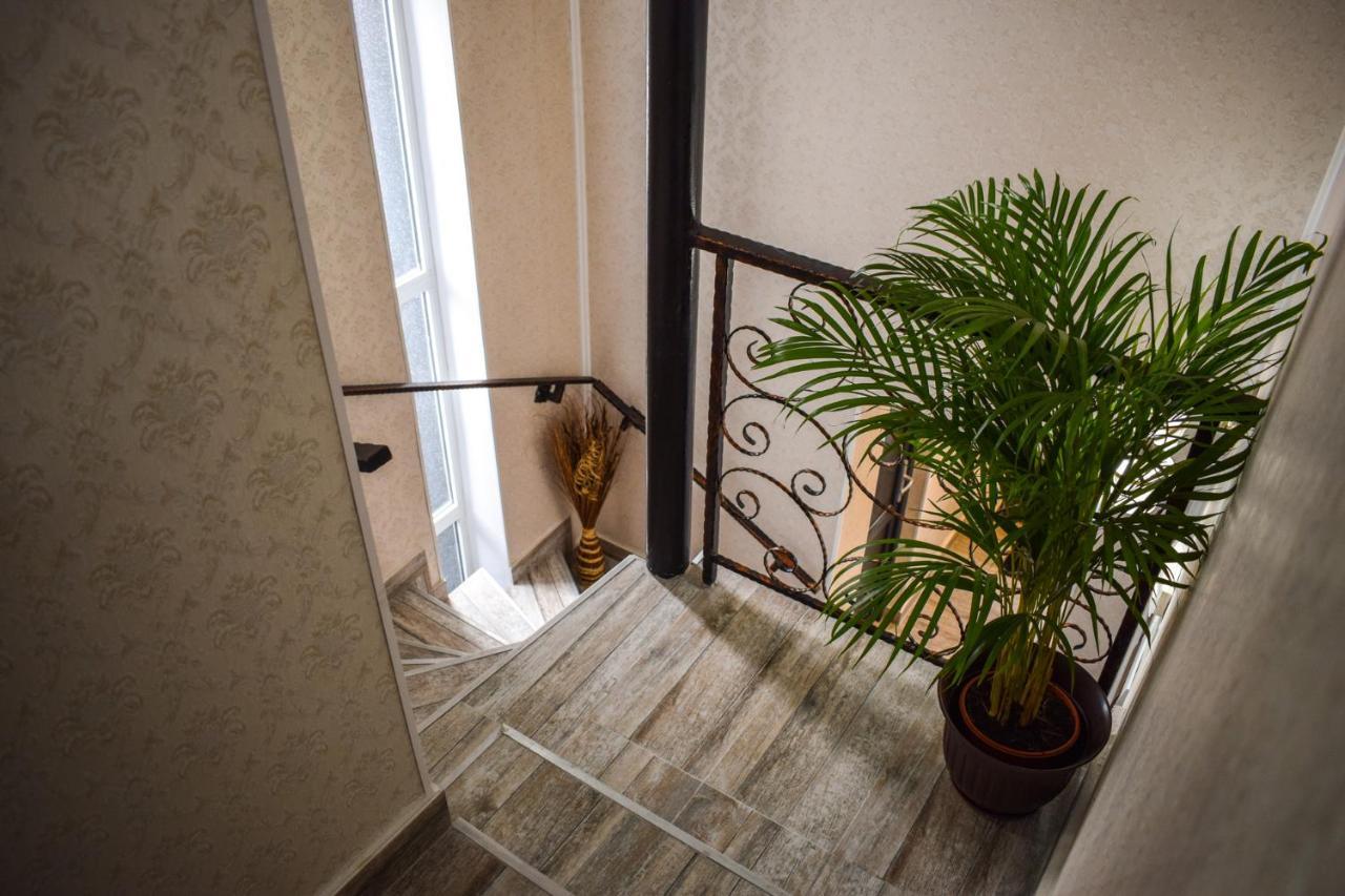 B House Rooms Iasi Ngoại thất bức ảnh