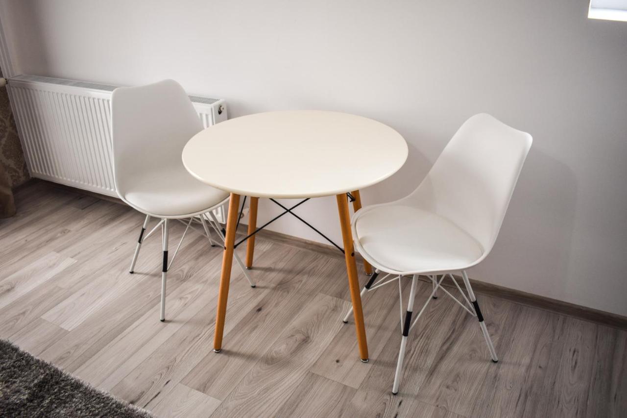 B House Rooms Iasi Ngoại thất bức ảnh